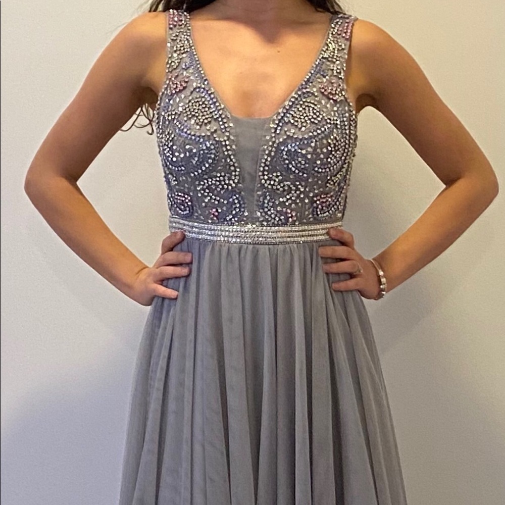 Long special occasion dress - Picture 4 of 6